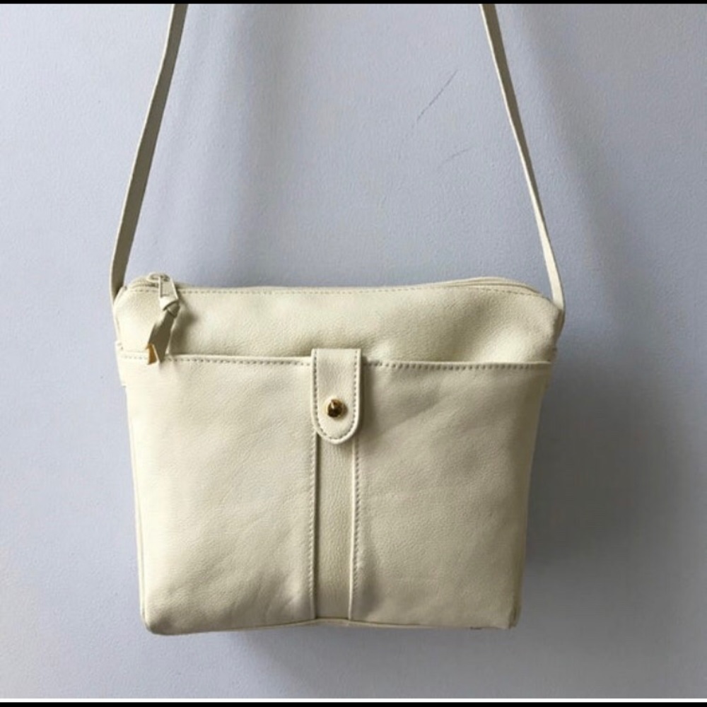 VTG Cream Leather Crossbody Bag by Toni